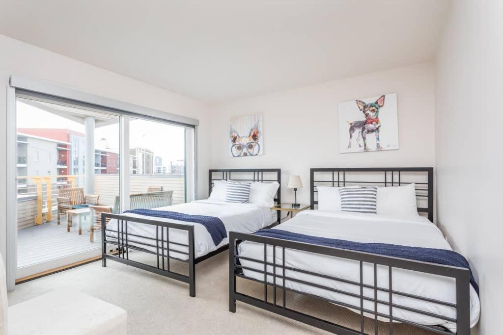 Upscale 3Br Penthouse By Cozysuites インディアナポリス エクステリア 写真