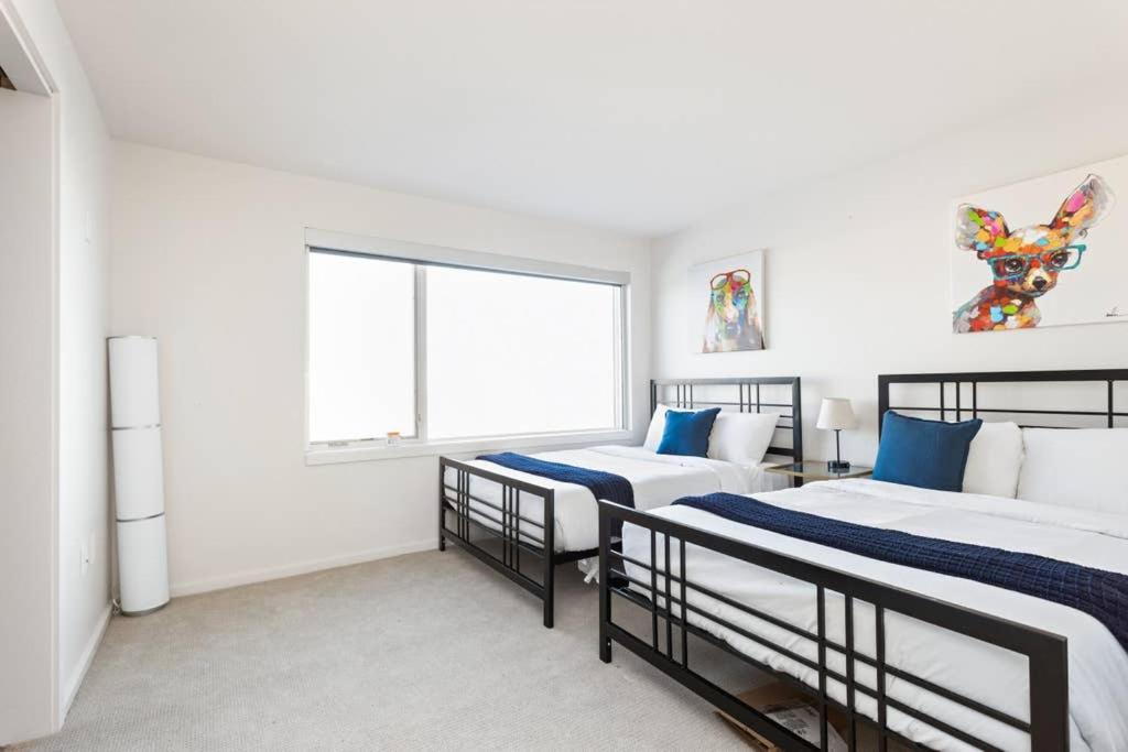 Upscale 3Br Penthouse By Cozysuites インディアナポリス エクステリア 写真